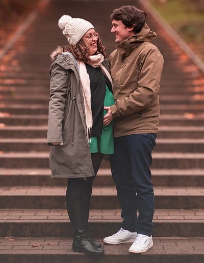 Portfolio - couple sur des escaliers